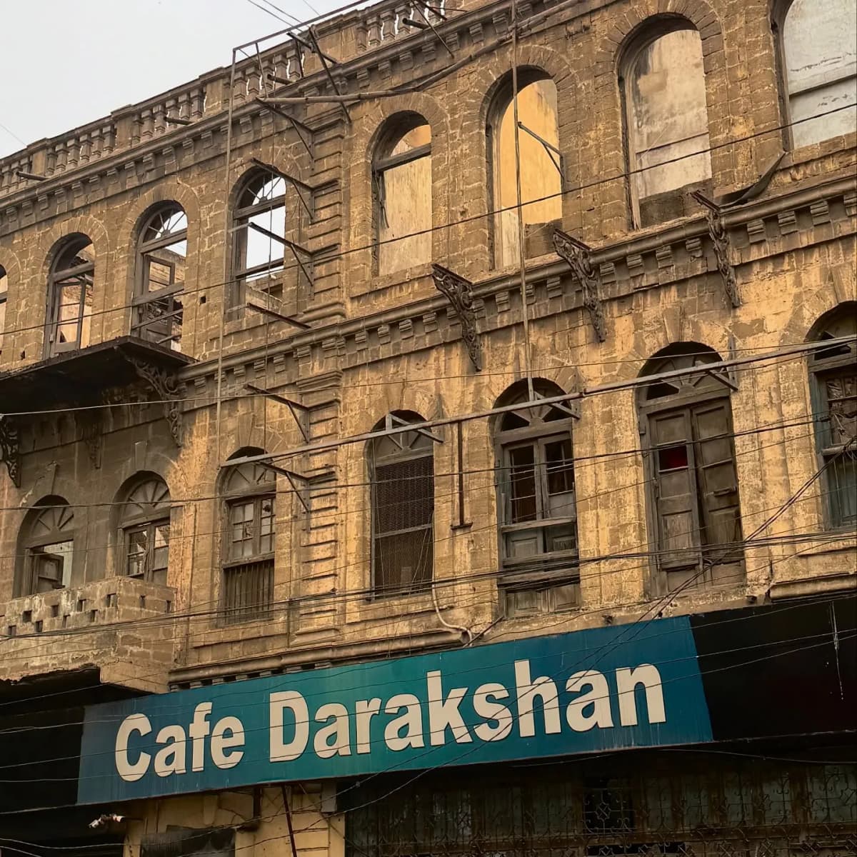 Cafe Darakhshan