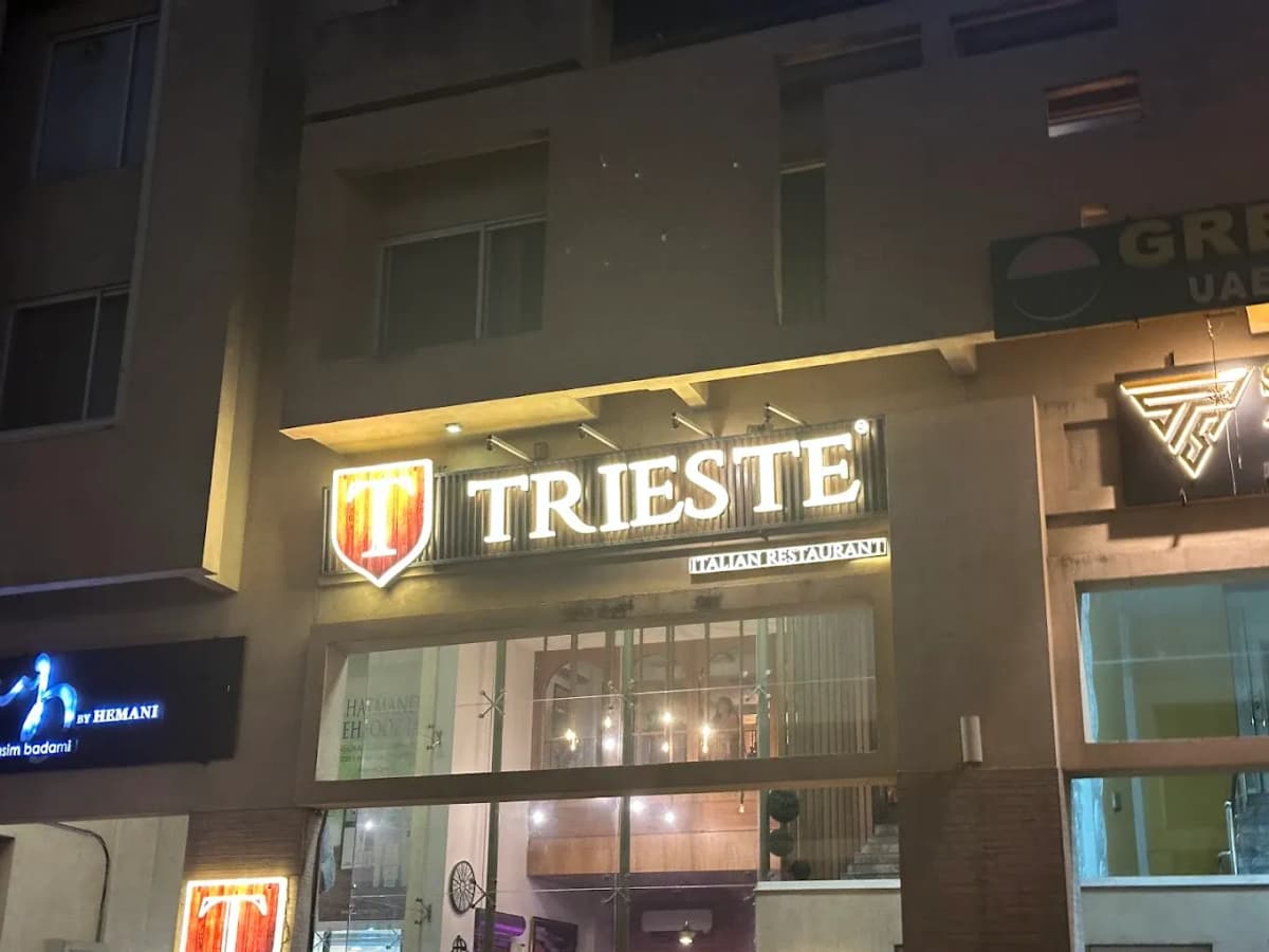 Cafe Trieste