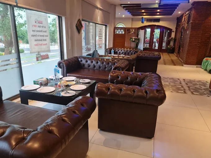 Habibi Restaurant Interior