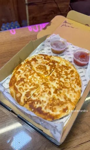 Paratha & Co Interior