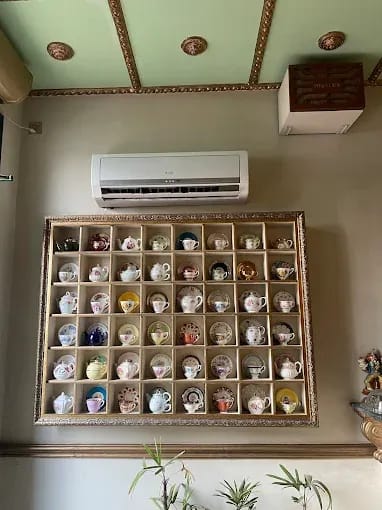 Porcelain Restaurant  Interior