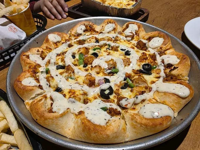 Cheezious — DHA Phase 4 Interior