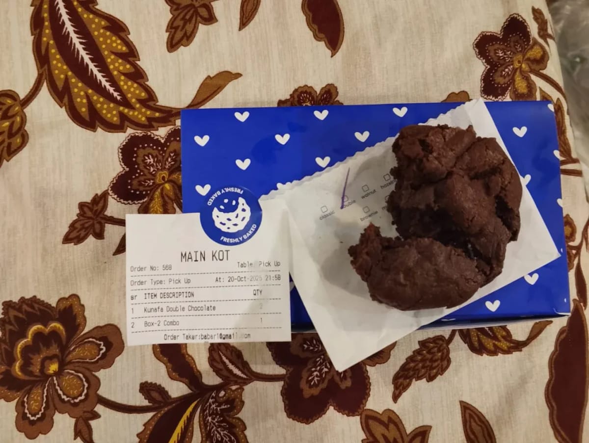 Crumble — MM Alam Interior