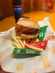 Daily Deli Co  Interior