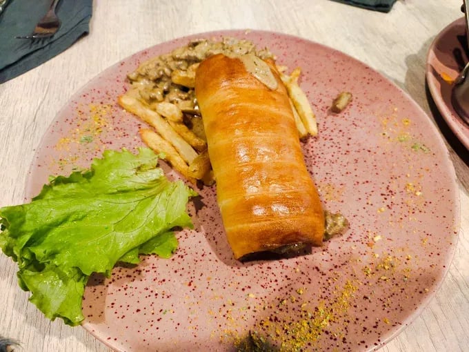 Food view of Deejos Cafe  restaurant