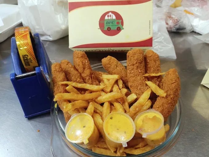 Food view of Discovery Food Container restaurant