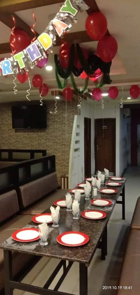Food view of Eat on Cafe restaurant