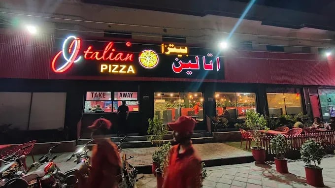 Italian Pizza multan