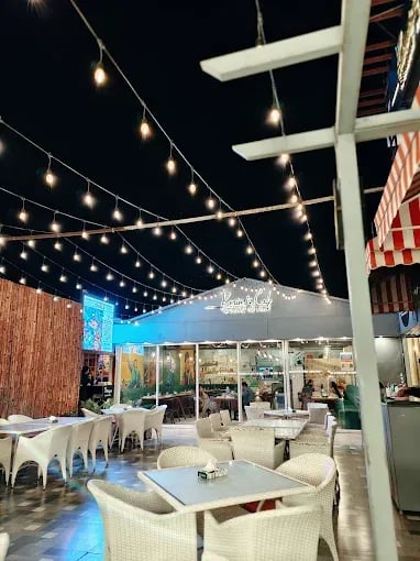 Vibes view of Karim's Cafe restaurant