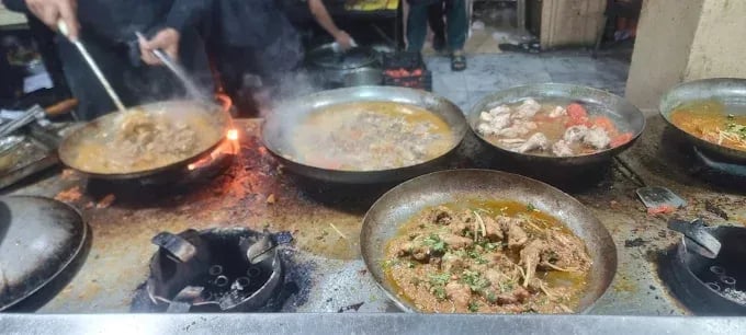 Food view of Lahori Tikka restaurant