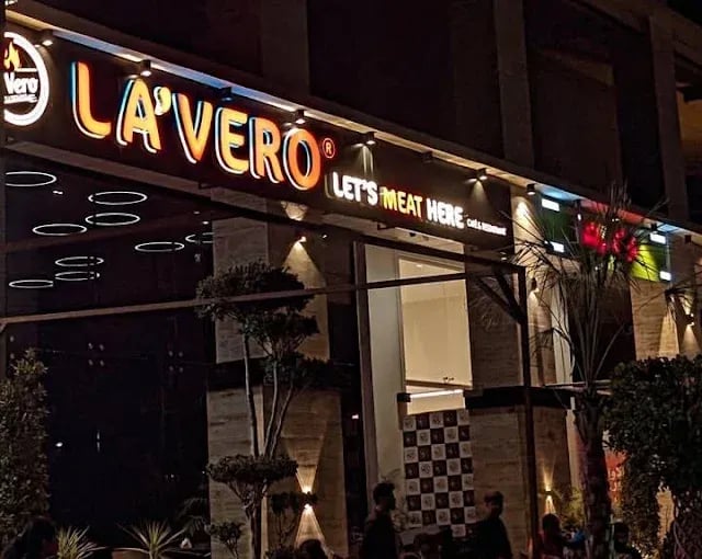 La’Vero Cafe & Restaurant  