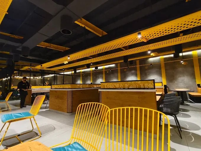 Interior view of Cheezious restaurant
