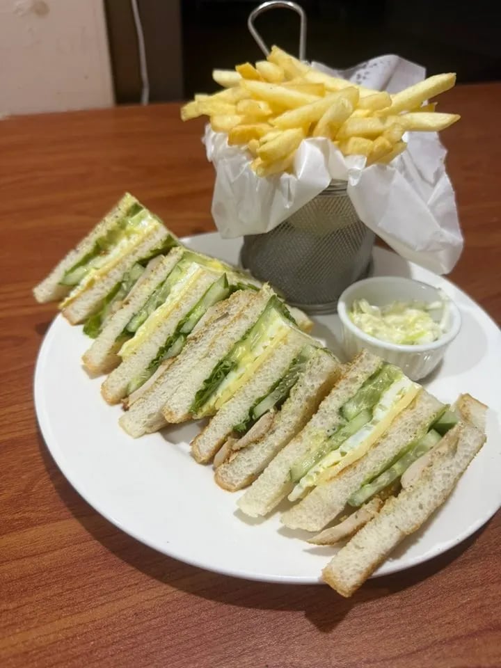 Food view of Shezan Ampis Restaurant restaurant