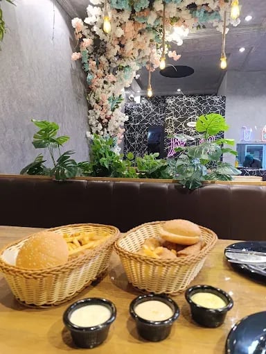 Slice & Sizzle  Food