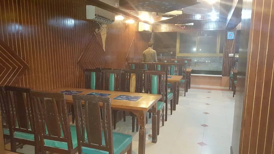 Interior view of Al Haaj Bundoo Khan restaurant