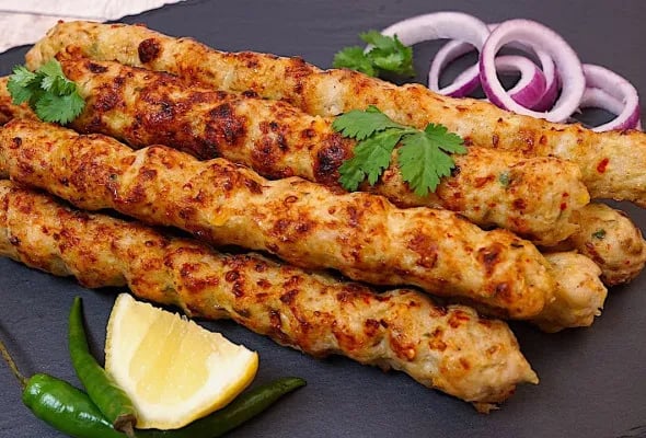 Food view of AL MUNAWAR restaurant
