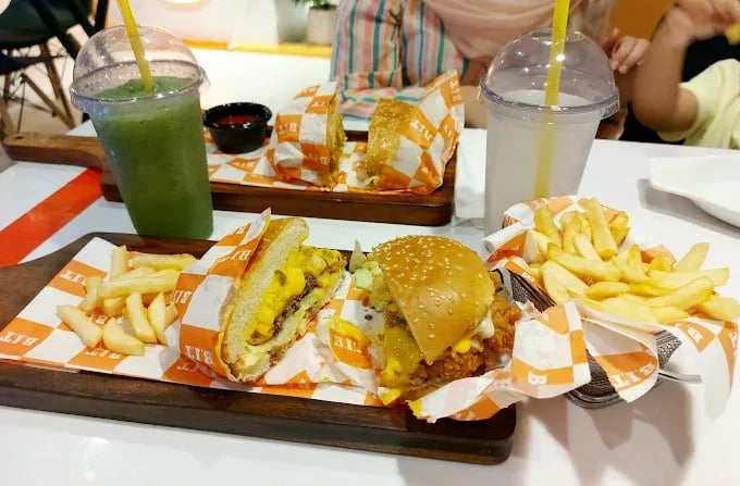 Food view of Burger In Town restaurant