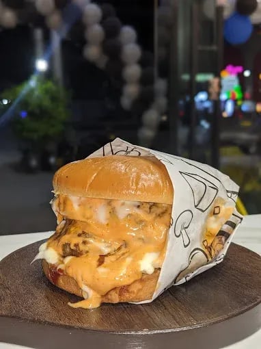 Cheezy Slice Food