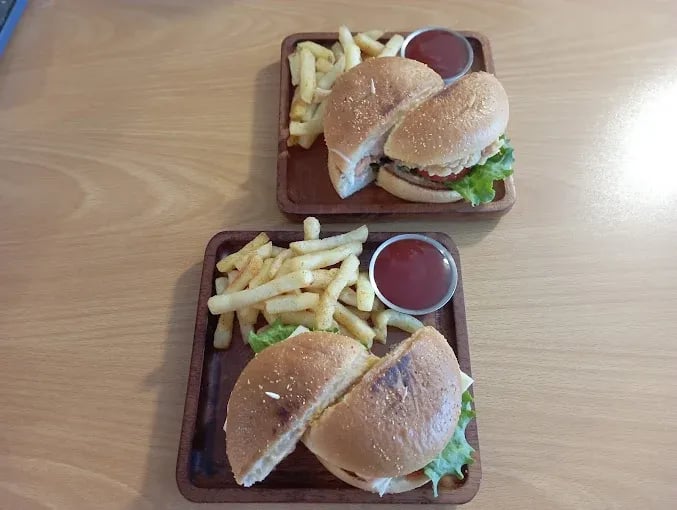 Food view of Delgrub restaurant