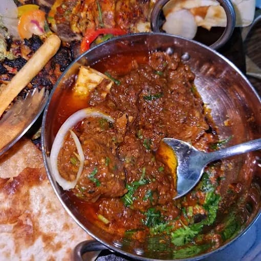 Gup Shup Family Restaurant Interior