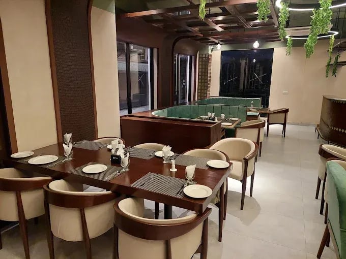 Vibes view of HN Foods restaurant