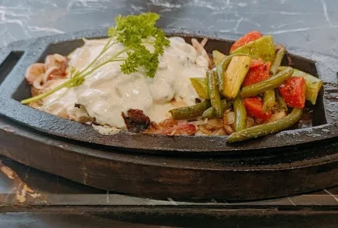 Food view of Rairo Restaurant restaurant
