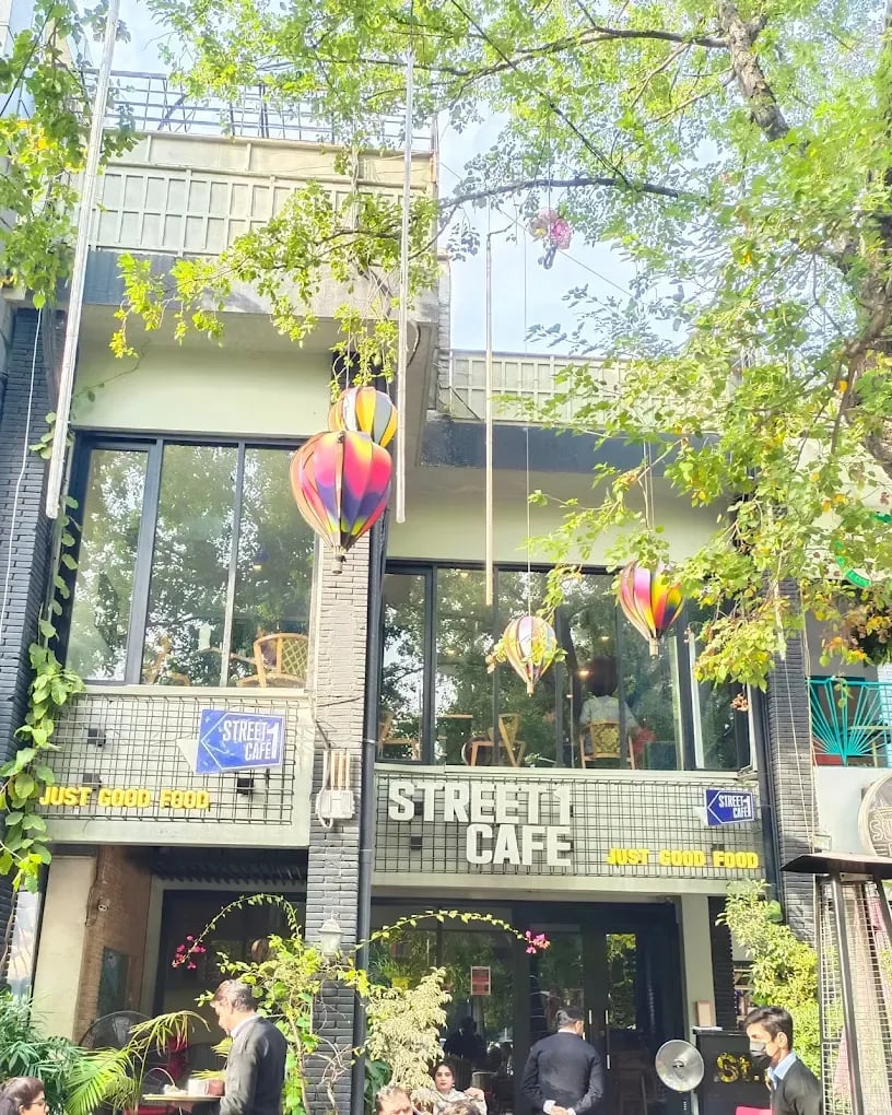 Vibes view of Street 1 Cafe restaurant