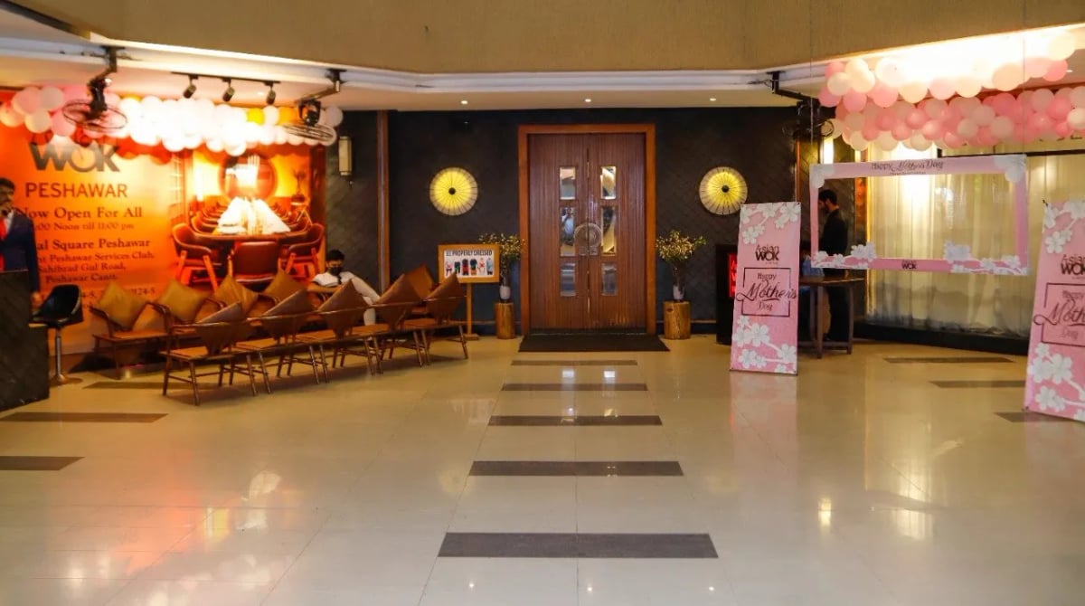 Vibes view of Asian Wok restaurant
