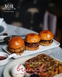 Bistro Noir Interior