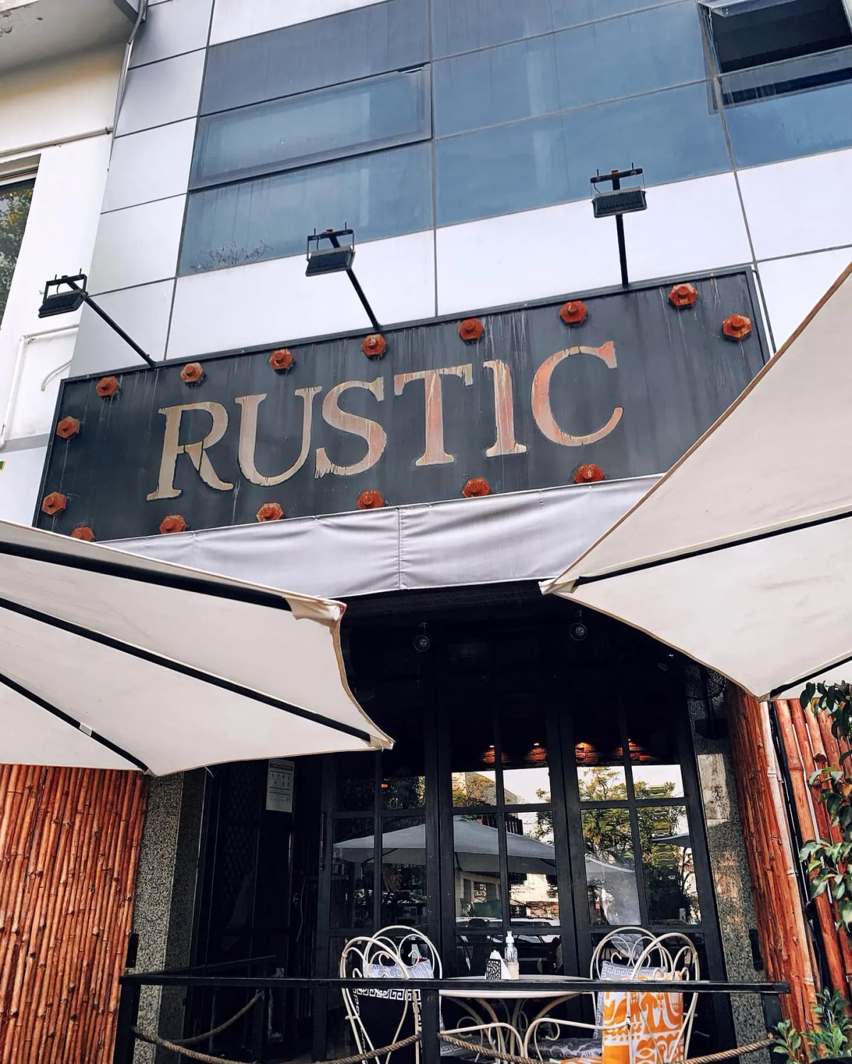 Location view of Cafe Rustic restaurant