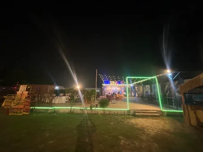 Vibes view of Sur Sangeet Qawwali restaurant