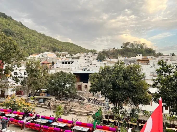 Food view of Des Pardes Restaurant restaurant