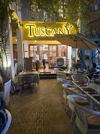 Location view of Tuscany Courtyard restaurant