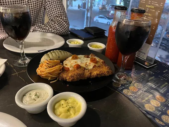 Food view of Doctor Lounge restaurant
